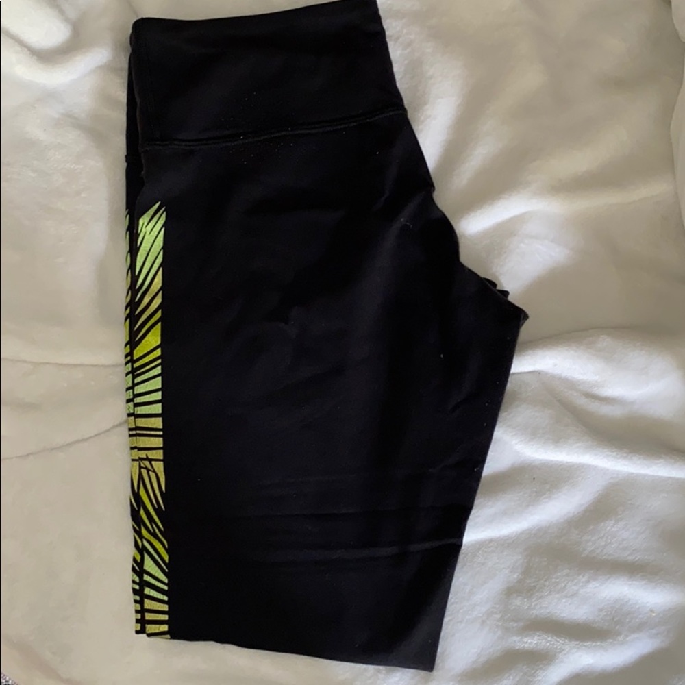Lululemon wunder under 21’ crop leggings
